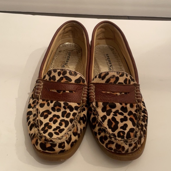 Sperry's leopard print size 8 - Picture 2 of 4